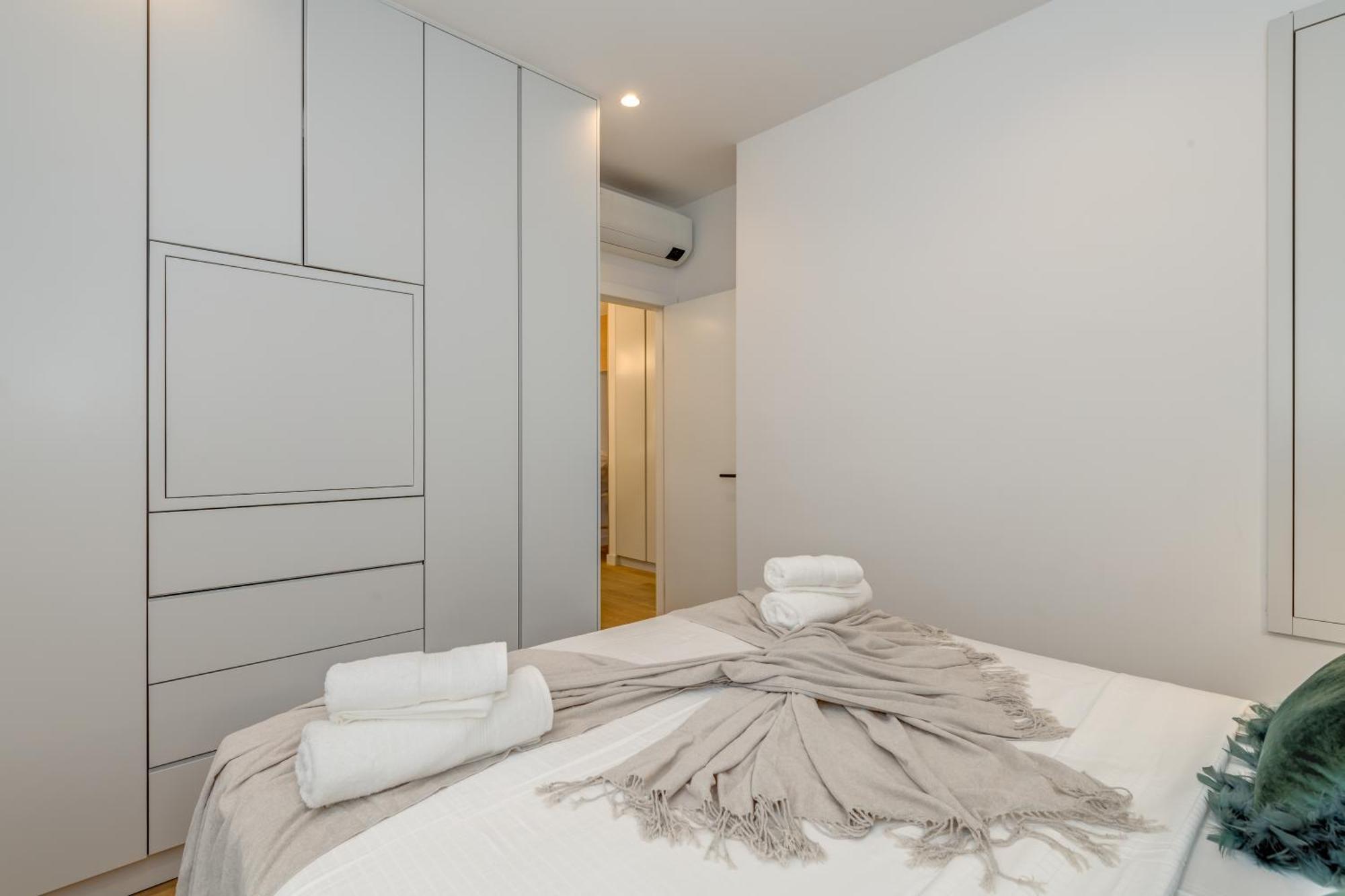 Top Location! Spacious Lux Apartment -5 Min From Beach & Centre Spalato Esterno foto