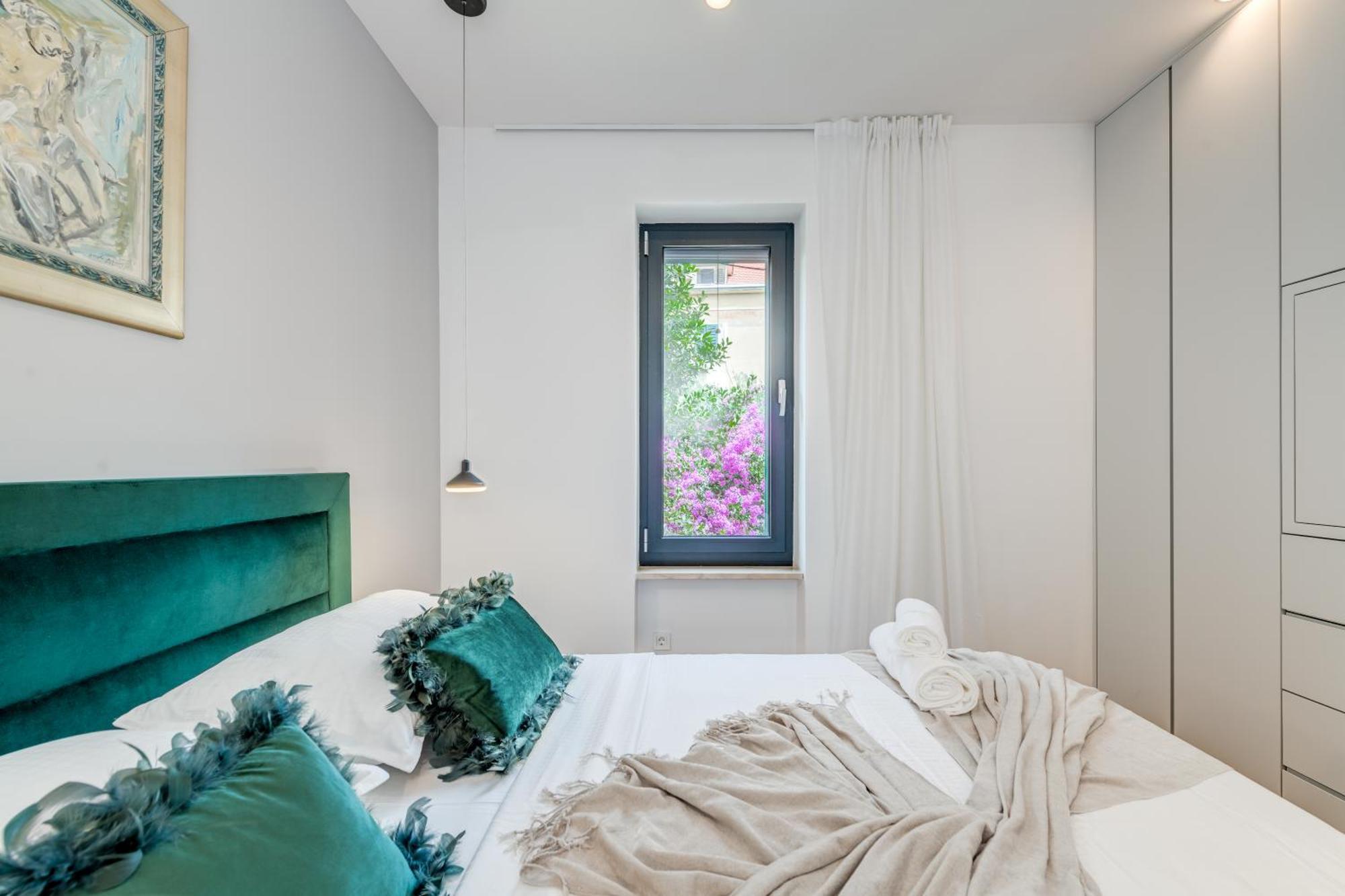 Top Location! Spacious Lux Apartment -5 Min From Beach & Centre Spalato Esterno foto
