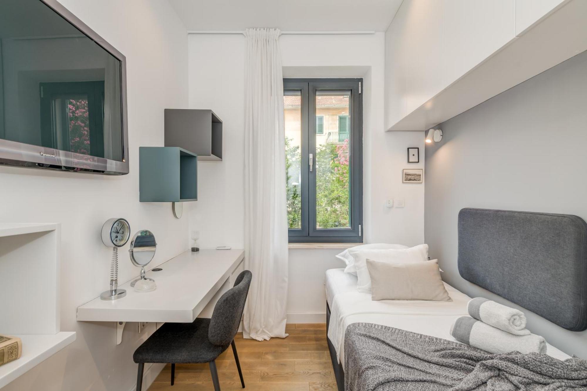 Top Location! Spacious Lux Apartment -5 Min From Beach & Centre Spalato Esterno foto