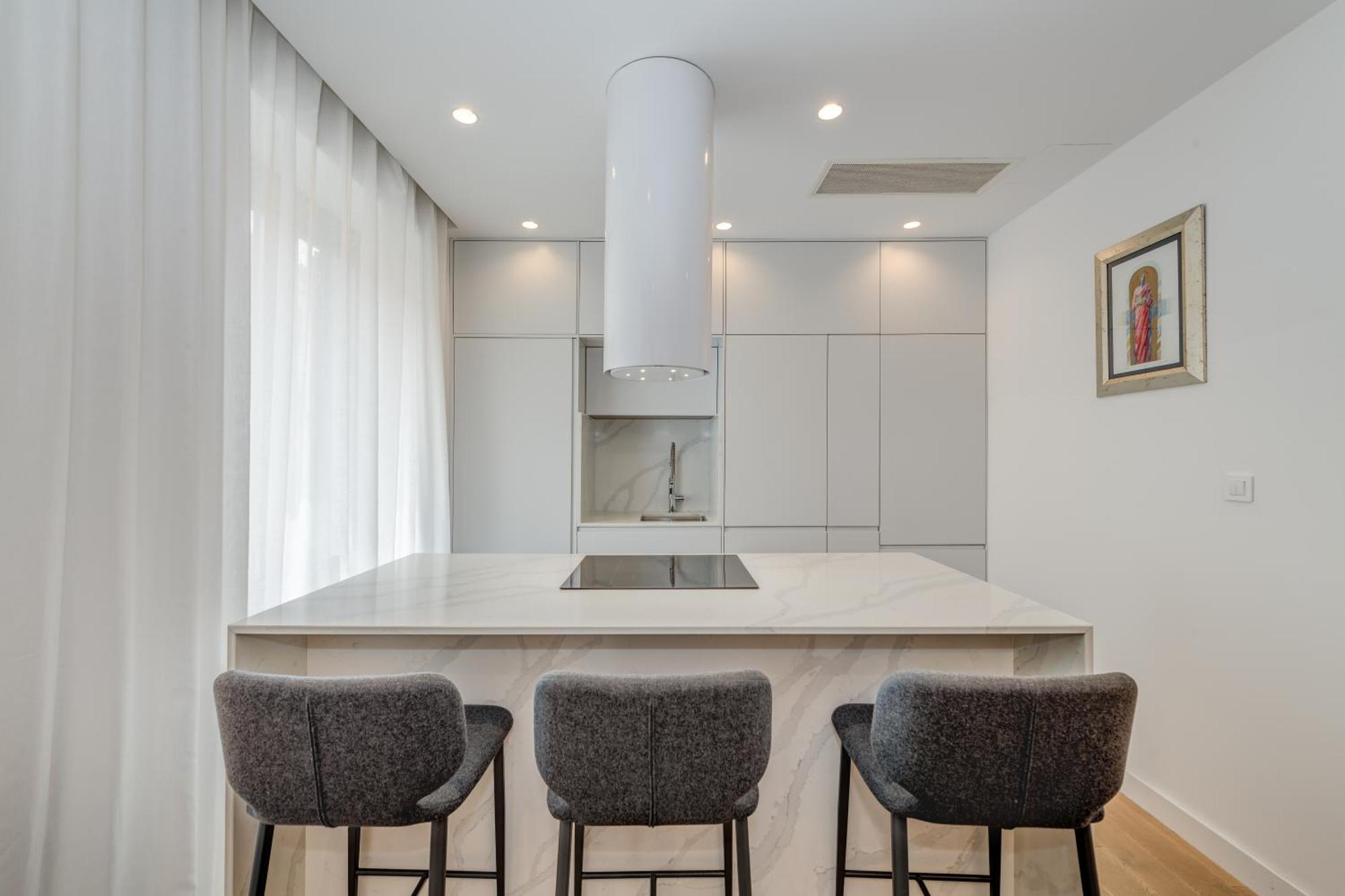 Top Location! Spacious Lux Apartment -5 Min From Beach & Centre Spalato Esterno foto