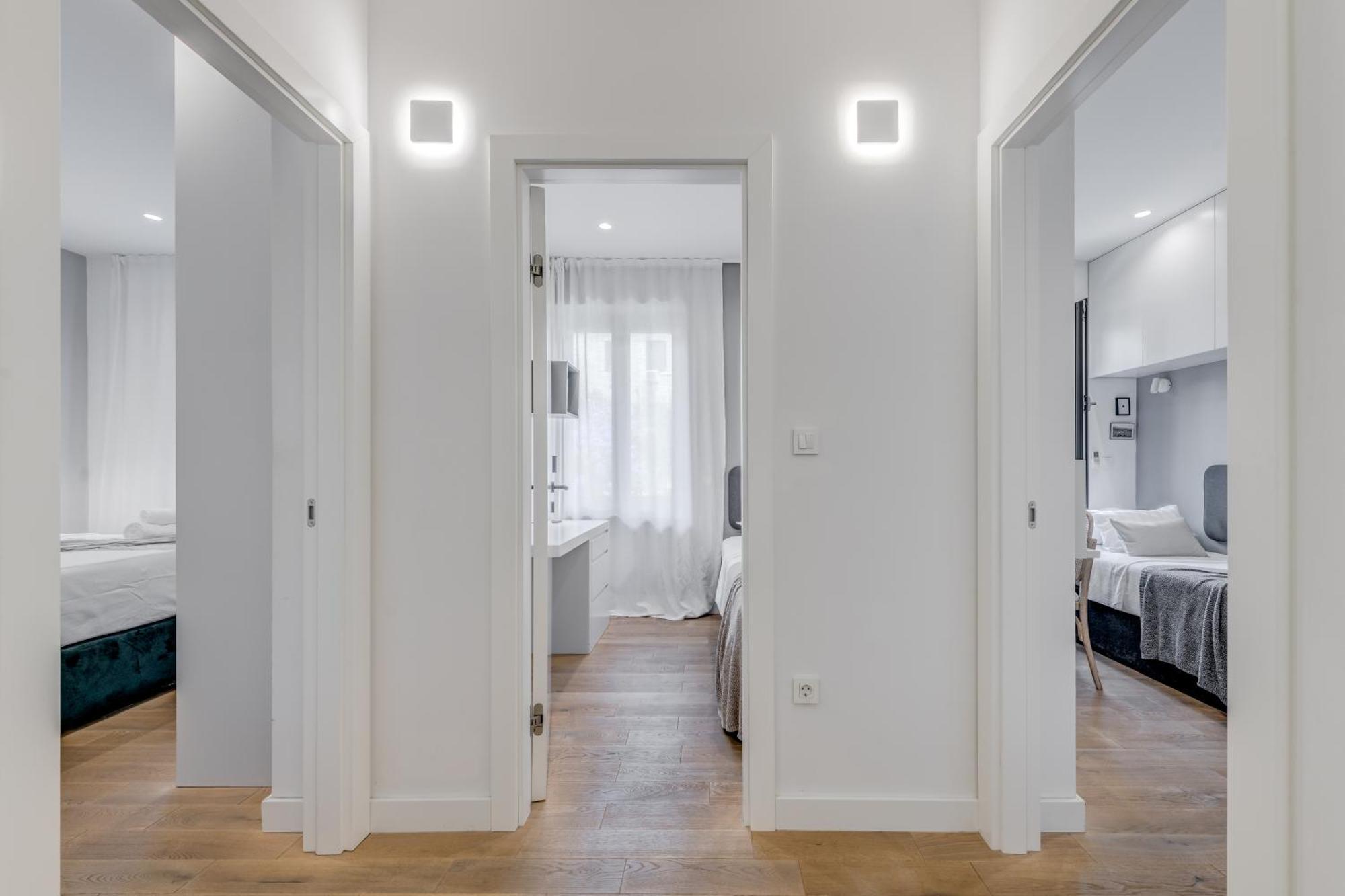 Top Location! Spacious Lux Apartment -5 Min From Beach & Centre Spalato Esterno foto
